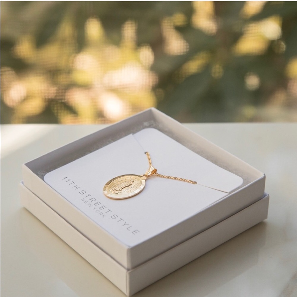 Virgin Mary Necklace | 18k Gold Filled - Picture 5 of 8